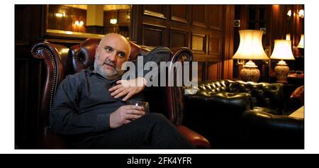 Alexei Sayle nel Russel Hoyel a London.pic David Sandison 26/8/2003 Foto Stock