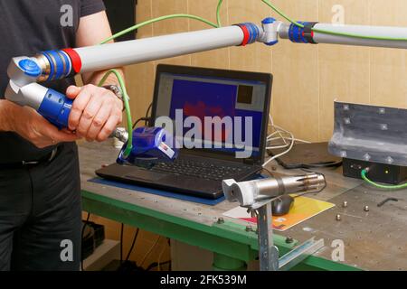 Reverse Engineering con scanner 3D. Digitalizzazione CNC. Foto Stock