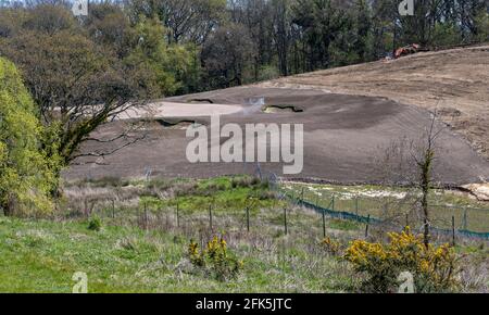 Vista panoramica dei lavori di costruzione terra di nuove buche da golf al Boundary Lakes Golf Course, Ageas Bowl, West End, Hampshire, Inghilterra, REGNO UNITO Foto Stock