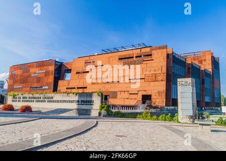GDANSK, POLONIA - 1 SETTEMBRE 2016: Centro europeo di solidarietà, museo e biblioteca a Gdansk Polonia Foto Stock