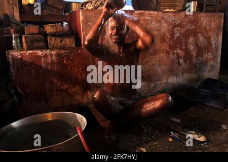 India, Uttarakhand, Haridwar. Il pellegrinaggio di Kumbh Mela. Foto Stock