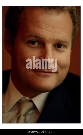 Lord Rothermere nel suo ufficio presso Allied giornali a Kensington.pic David Sandison 22/9/2004 Foto Stock