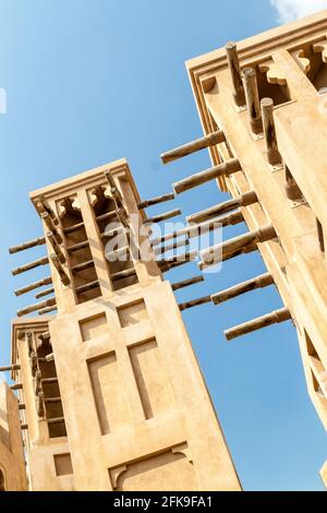 Torri eoliche a Madinat Jumeirah a Dubai, Emirati Arabi Uniti Foto Stock