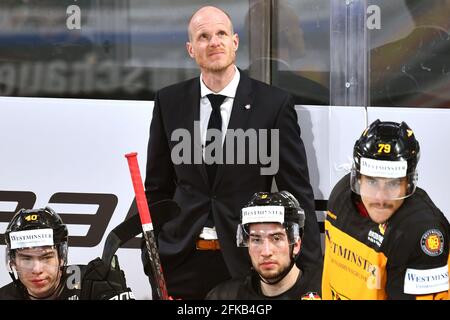 Allenatore federale toni SOEDERHOLM (GER), gesto, scettico, Germania (GER) -Tschechien (CZE) 1-4, nazionale di hockey su ghiaccio, partita dei paesi di prova il 29 aprile 2021 a Norimberga. | utilizzo in tutto il mondo Foto Stock