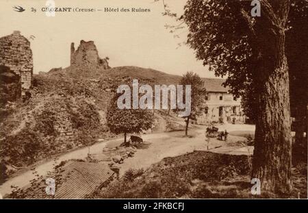 CROZANT. Reparto francese: 23 - Creuse. Regione: Nouvelle-Aquitaine (ex Limousin). Cartolina fine del 19 ° secolo - inizio del 20 ° secolo Foto Stock