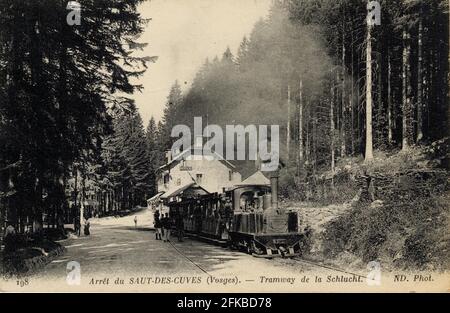 ARRET DU SAUT-DES-CUVES DU TRAMWAY DE LA SCHLUCHT 88-VOSGES Regione: Grand Est (ex Lorena) inizio del 20 ° secolo cartolina d'epoca Foto Stock