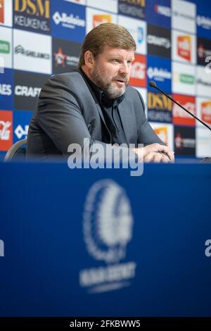 Il capo allenatore di Gent Hein Vanhaezebrouck ha ritratto durante una conferenza stampa della squadra di calcio belga KAA Gent, venerdì 30 aprile 2021 a Gent, davanti alla f Foto Stock