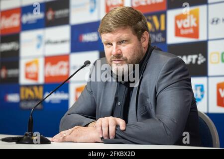 Il capo allenatore di Gent Hein Vanhaezebrouck ha ritratto durante una conferenza stampa della squadra di calcio belga KAA Gent, venerdì 30 aprile 2021 a Gent, davanti alla f Foto Stock