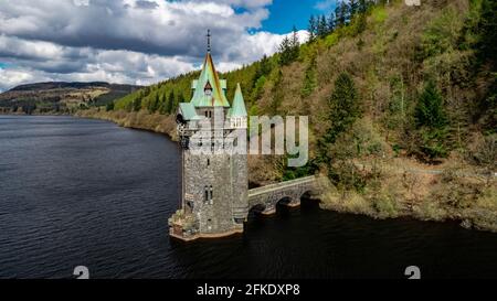 Lake Vyrnwy sforzare Tower Foto Stock