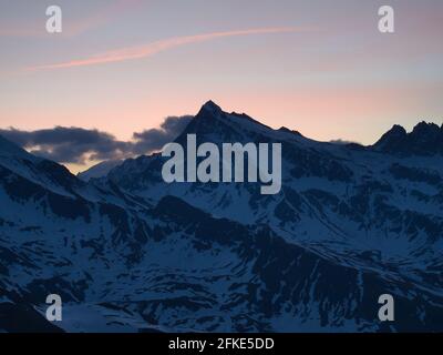 Ollomont, Valle d'Aosta (Italia): Mont Gelée, di mattina presto. Foto Stock