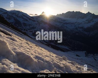 Ollomont, Valle d'Aosta (Italia): Primi sunlight. Foto Stock