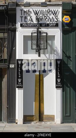 Ingresso alle moderne sale da tè Willow in stile Rennie Mackintosh Fondata nel 1983 Buchanan Street Glasgow Scozia Foto Stock