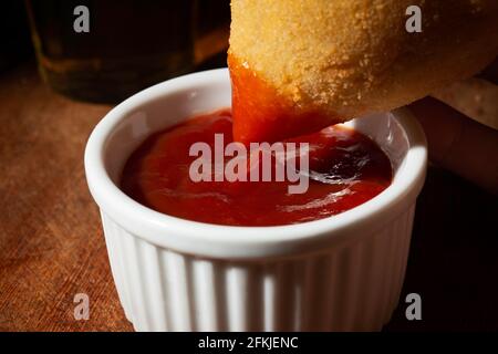 Gnocchi di pollo, coxinha, popolare spuntino brasiliano Foto Stock