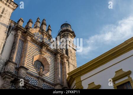 El templo de San José en Campeche uno de los más bellos de la ciudad por su fachada de un modesto estilo barroco en el que resalta el uso de azulejos Foto Stock