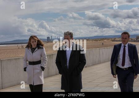 Sir Keir Starmer, candidato laburista Dr Paul Williams e vice leader laburista Angela Rayner canvasing a Seaton Carew durante l'elezione Hartlepool Bye a Seaton Carew. Foto Stock