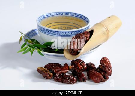 Tazza di tè alla frutta Jujube (Jujubae fruttus), da Zao, tè alla frutta Jujube, tè alla frutta Jujube Foto Stock