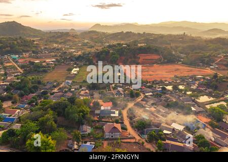 Vista panoramica da Wat Huay Plakang a Chiang Rai - Thailandia Foto Stock