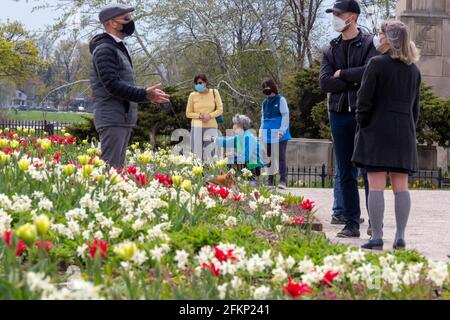 Detroit, Michigan - la gente ha ricevuto un'anteprima del nuovo giardino pubblico da 2.6 acri, 4.2 milioni di dollari, progettato da Pi, importante designer olandese di giardini Foto Stock