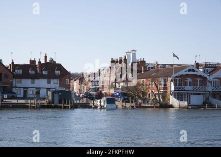 Vista su New Street a Henley sul Tamigi nell'Oxfordshire Nel Regno Unito Foto Stock