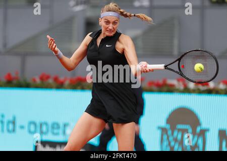 Madrid, Spagna. 3 maggio 2021. Petra Kvitova (CZE) Tennis : Petra Kvitova della Repubblica Ceca durante il round di Singles del 16 contro Veronika Kudermetova della Russia nel WTA 1000 'torneo di tennis aperto di Muua Madrid' al Caja Magica di Madrid, Spagna . Credit: Mutsu Kawamori/AFLO/Alamy Live News Foto Stock