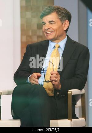 03 maggio 2021. George Stephanopoulos a Good Morning America a New York 03 maggio 2021 Credit:RW/MediaPunch Foto Stock