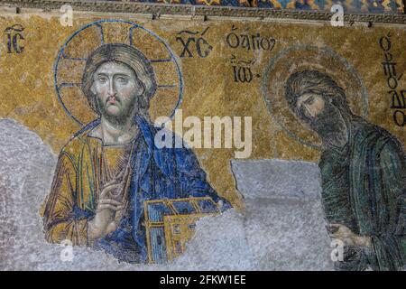 Istanbul, Turchia - 12 maggio 2013: Dettaglio mosaico di Hagia Sophia Foto Stock