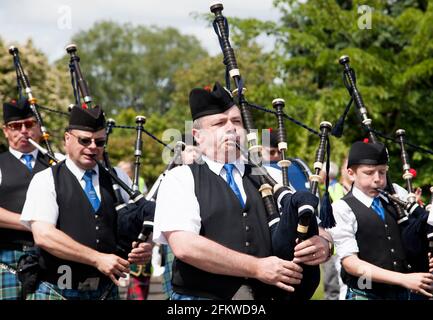 Pipers della Helensburgh Pipe Band, a Helensburgh, Scozia Foto Stock