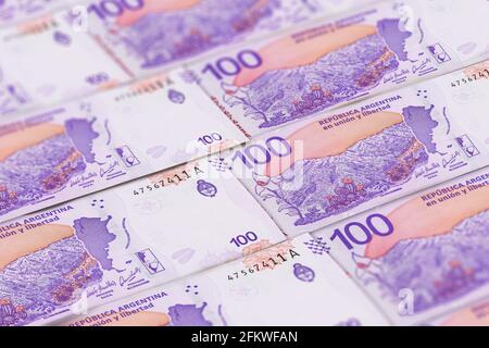 Closeup Argentina pesos banconote background. Modello ARS. 100 pesos Foto Stock
