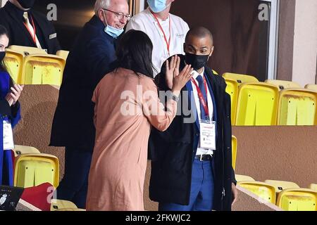 Alize Lim, Tony Parker partecipa alla partita Monaco vs Lyon - Ligue 1 Uber mangia allo stadio Louis II di Monaco il 2 maggio 2021. (Foto di Lionel Urman/Sipa USA) Foto Stock