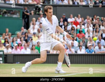 WIMBLEDON 2009 6° GIORNO. 27/6/09. E MURRAY V VIKTOR TROICKI. IMMAGINE DAVID ASHDOWN Foto Stock