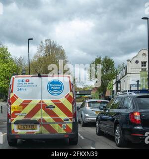 Kingston upon Thames London UK, maggio 04 2021, Thames Water Maintenance Van o veicolo nel traffico senza persone Foto Stock