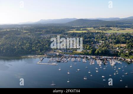 Cowichan Bay, marina e comunità, Vancouver Island, British Columbia, Canada. Foto Stock