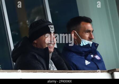 Direttore di Ipswich Town, Paul Cook e First Team Coach, Gary Roberts - Ipswich Town U18 contro Sheffield United U18, fa Youth Cup, Portman Road, Ipswich, Regno Unito - 30 aprile 2021 Foto Stock