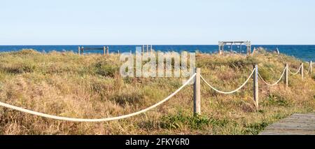 Castelldefels spiaggia, piccola città vicino a Barcellona Foto Stock