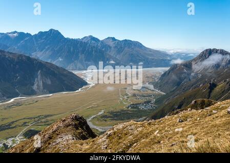 Vista panoramica della valle di Hooker dalla Mueller Hut Route, dal Parco Nazionale del Monte Cook, Isola Sud della Nuova Zelanda Foto Stock