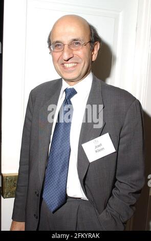 Manhattan, NY, Stati Uniti. 4 maggio 2021. Joel Klein, mostrato qui alla Sala Blu in Gracie Mansion. Credit: C. Neil Decrescenzo/ZUMA Wire/Alamy Live News Foto Stock