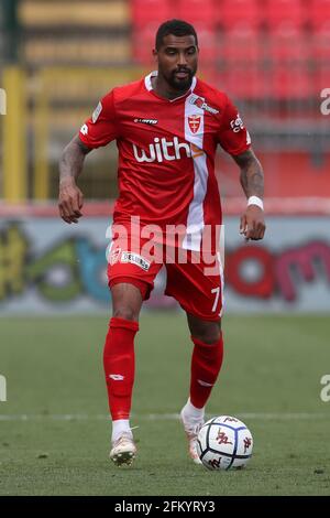 Monza, 4 maggio 2021. Kevin Prince-Boateng dell'AC Monza durante la partita della Serie B allo stadio U-Power di Monza. L'immagine di credito dovrebbe essere: Jonathan Moscop / Sportimage Foto Stock