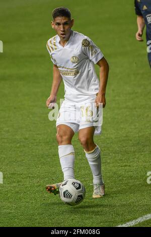 Philadelphia, PA, USA - 4, Maggio, 2021 - Erik Lopez passa la palla durante una seconda passata 1-1. La Philadelphia Union avanza alle semifinali con un punteggio complessivo di 4-1. Credit: Don Mennig/Alamy Live News Foto Stock