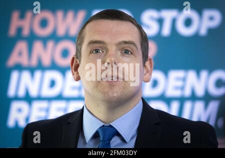 File foto datata 29/04/21 del leader conservatore scozzese Douglas Ross, che ha dichiarato che la cooperazione e la civiltà in politica sarebbero ritornate se si evitasse un referendum sull'indipendenza scozzese. Data di emissione: Mercoledì 5 maggio 2021. Foto Stock