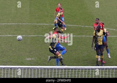 Angelo Balanta di Dagenham e Redbridge segna il terzo gol per la sua squadra durante Dagenham & Redbridge vs Woking, Vanarama National League Football A. Foto Stock