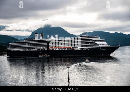 Nave da crociera ancorata a Sitka, Alaska Foto Stock