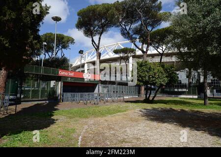 Foto IPP/Roberto Ramaccia Roma 5/05/2021 Stadio Olimpico pre Euro 2020-2021 Nella foto l'ingresso della curva sud con lo stadio olimpico sullo sfondo Foto Stock