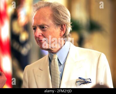 Tom Wolfe romanziere Foto di Dennis Brack. Bb77 Foto Stock