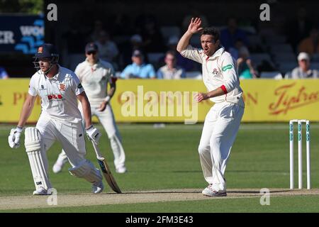 Stephen Parry of Lancashire con un appello per un wicket durante Essex CCC vs Lancashire CCC, Specsaver County Championship Division 1 Cricket al C Foto Stock