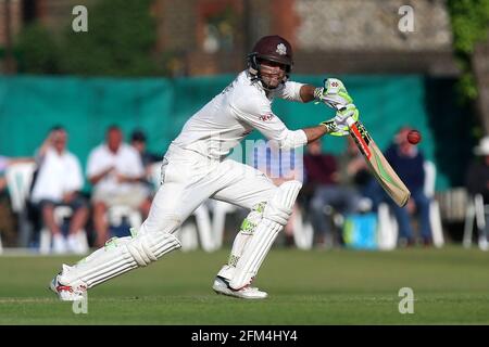 Ben Foakes in batting azione per Surrey durante Surrey CCC vs Essex CCC, Specsavers County Championship Division 1 Cricket a Guildford CC, The Sports Foto Stock