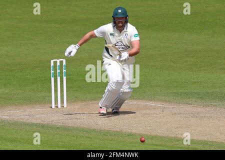 Joe Leach in batting action per il Worcestershire durante il Worcestershire CCC vs Essex CCC, Specsavers County Championship Division 2 Cricket a New Road o Foto Stock