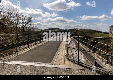 Meldon Viaduct trasportava la ferrovia londinese e sud-occidentale (LSWR) attraverso il fiume West Okement a Meldon (vicino a Okehampton) a Dartmoor, nel Devon, Foto Stock