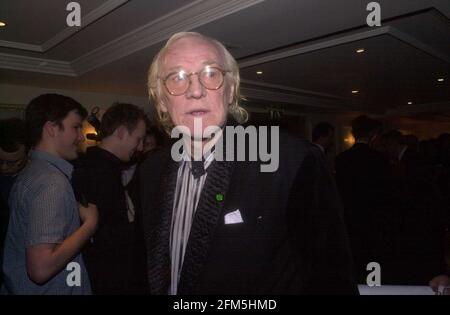 London Film Critic Awards Febbraio 2001 al Savoy, arriva Richard Harris. Foto Stock