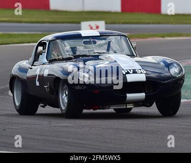 Richard Meins, Chris Lillingston-Price, Jaguar e-Type semi-lightweight roadster, RAC Pall Mall Cup per Pre-66 GT, Sports Racing e Touring Cars, doni Foto Stock