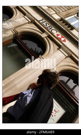 H.S.B.C. Banca a Sloan Squarepic David Sandison 2/8/2004 hsbc Foto Stock